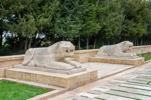 Lion Alley