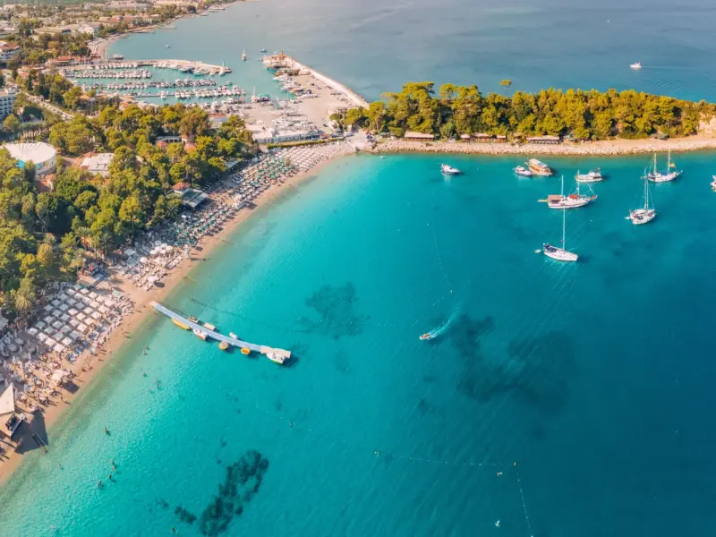 Zatoka Kemer w Kemerze, Turcja