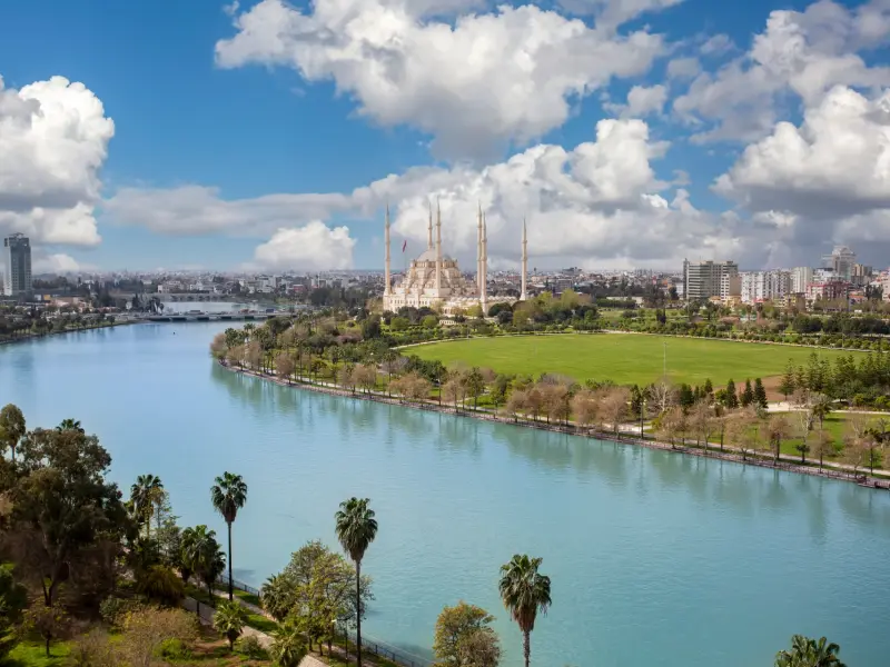 Merkez Park in Adana on the bank of the Seyhan River