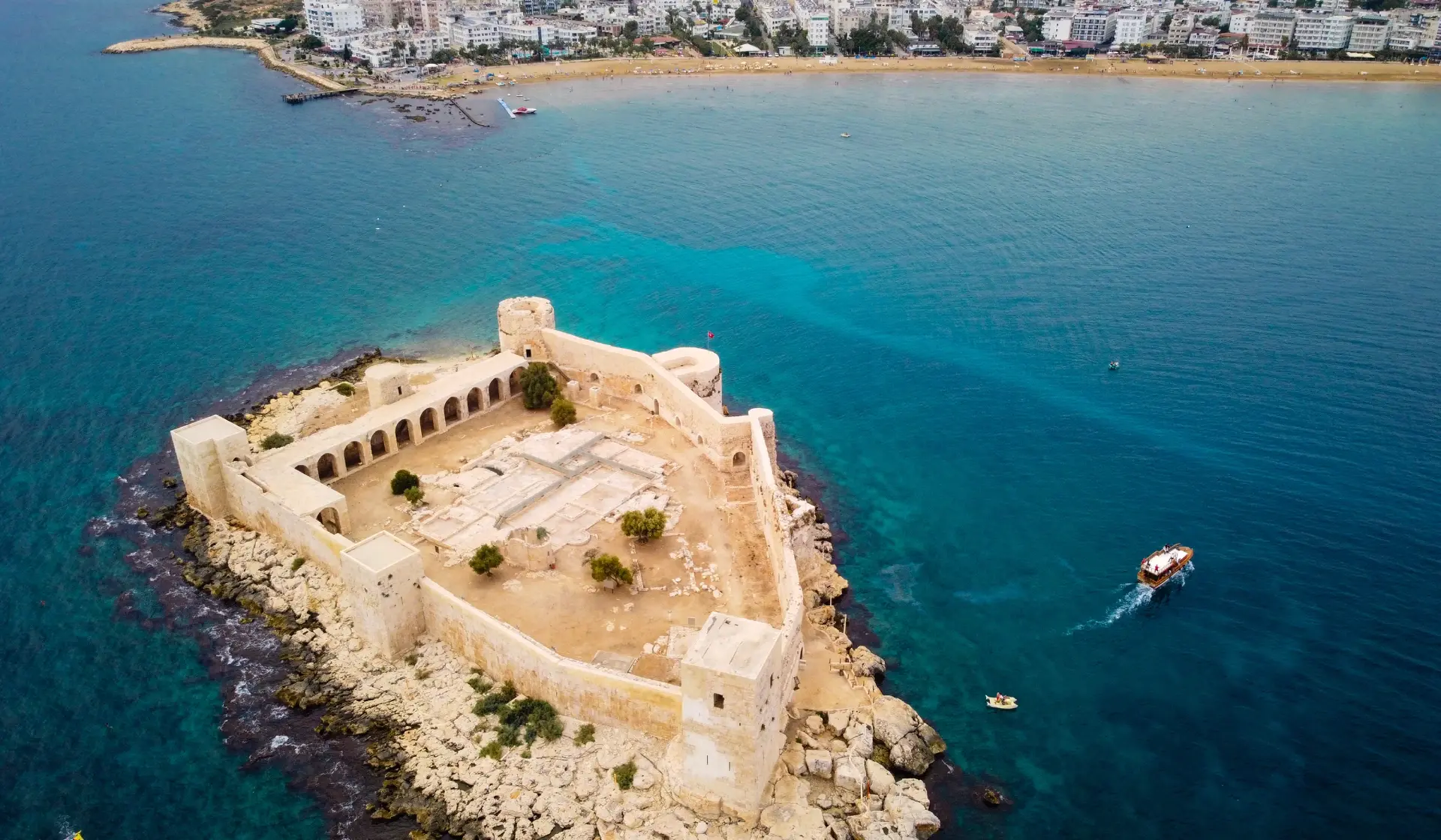 Крепость Кызкалеси