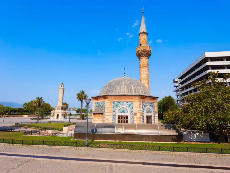 Yali Mosque in Izmir on Konak Square