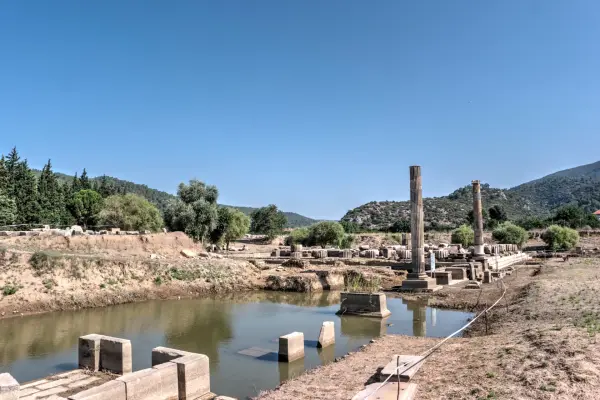 Древний город Кларос