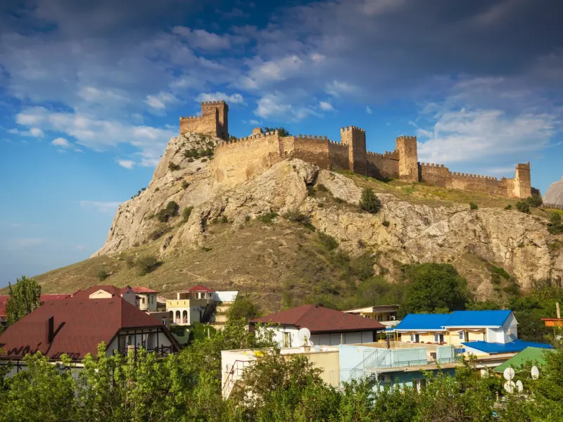 Генуэзская крепость в Измире, Турция