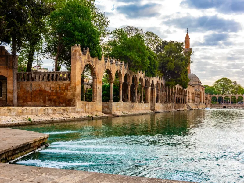 Lake of the Sacred Fish in Diyarbakir, Turkey: how to get there