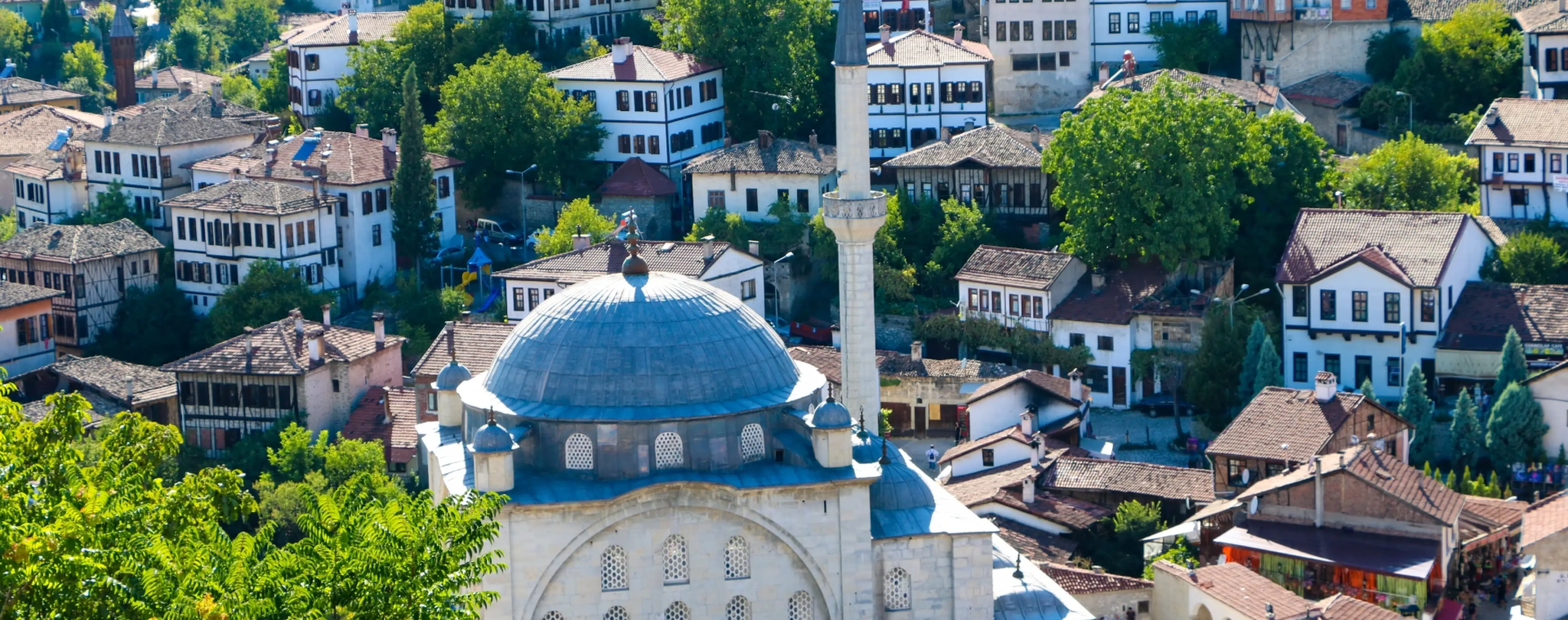 Izzet Pasha Mosque