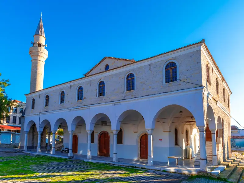 Meczet Pazaryeri w Alacati, Turcja