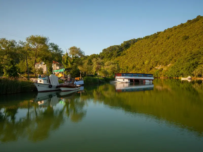 Agva Travel Guide