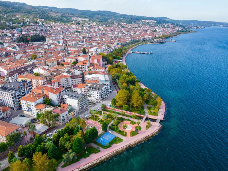 Izmit - przewodnik na wycieczke