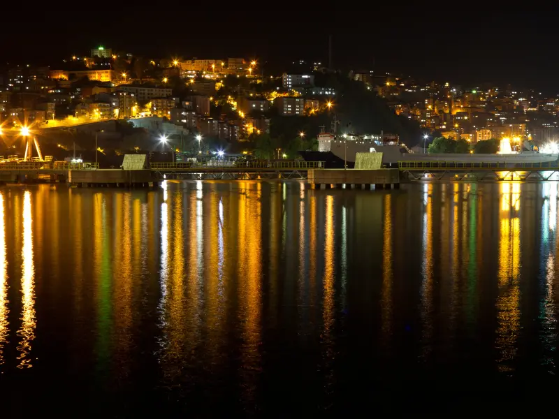 Zonguldak na wycieczke: Gokgol Magarasi