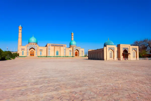 Hazrati Imam Ensemble