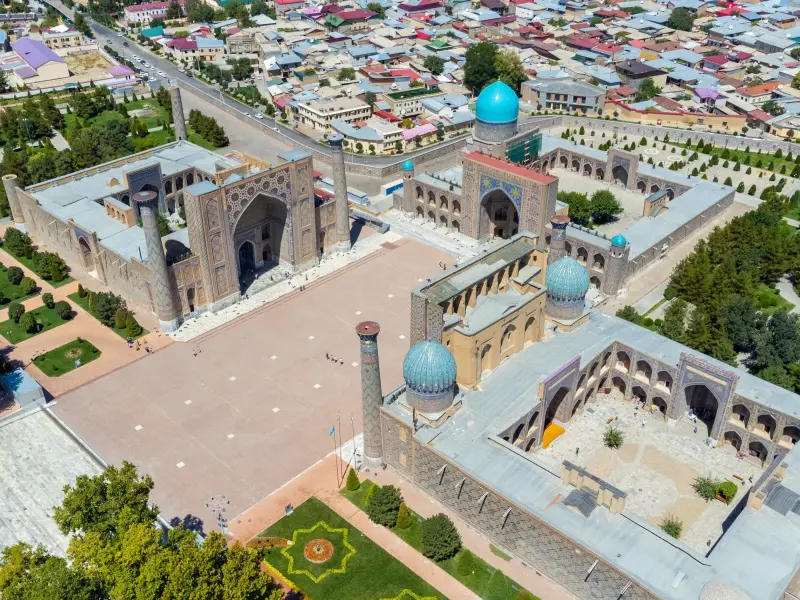 Samarkanda: wycieczka po Registanie