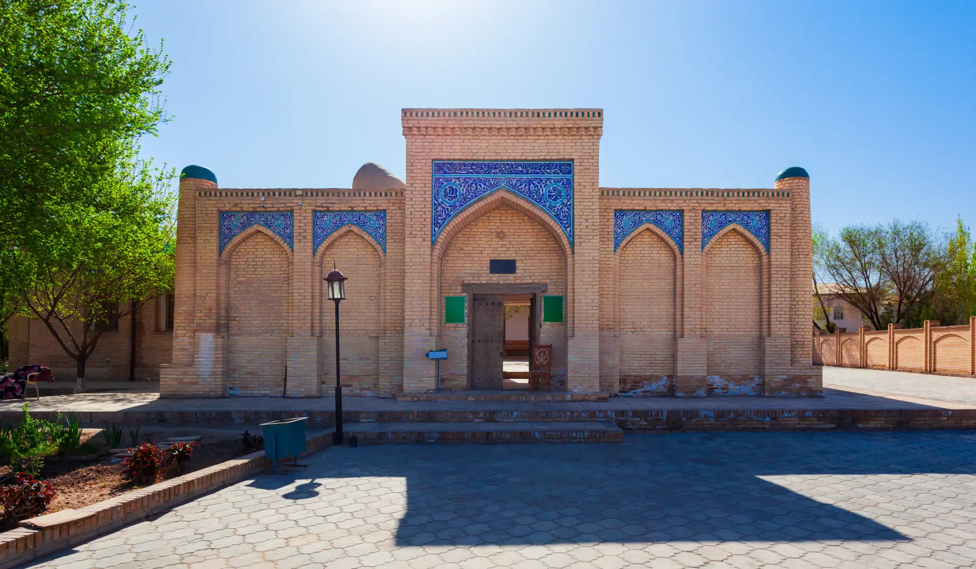 Mausoleum Doshkindschon Bobo