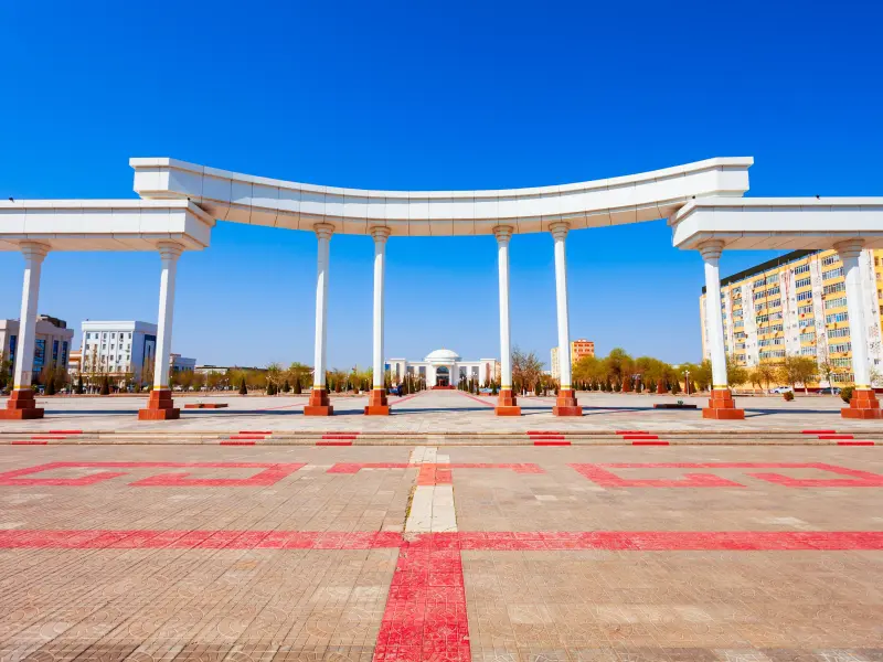 Plac Niepodległości w Nukusie, Uzbekistan