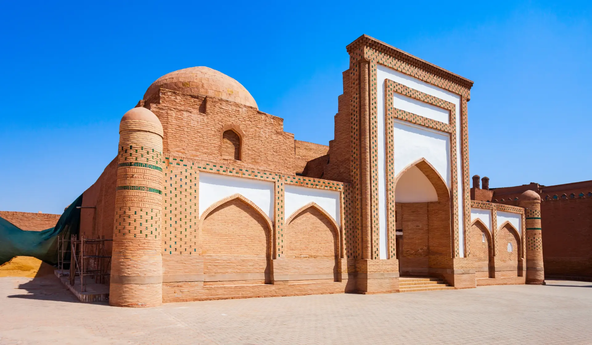 Muhammad Amin-Inaq Madrasa