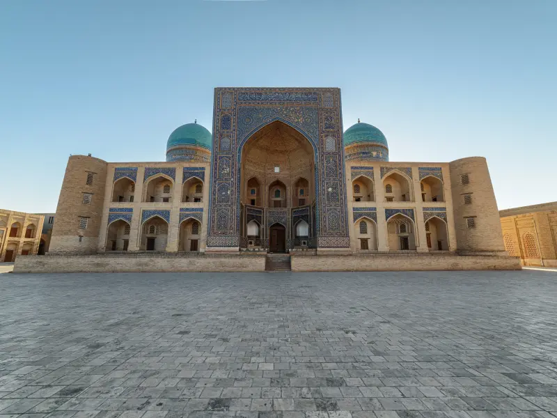 Medresa Mir-i-Arab w Bucharze, Uzbekistan