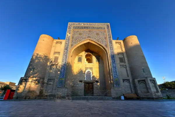 Chanaka Nadir-Diwan-Begi