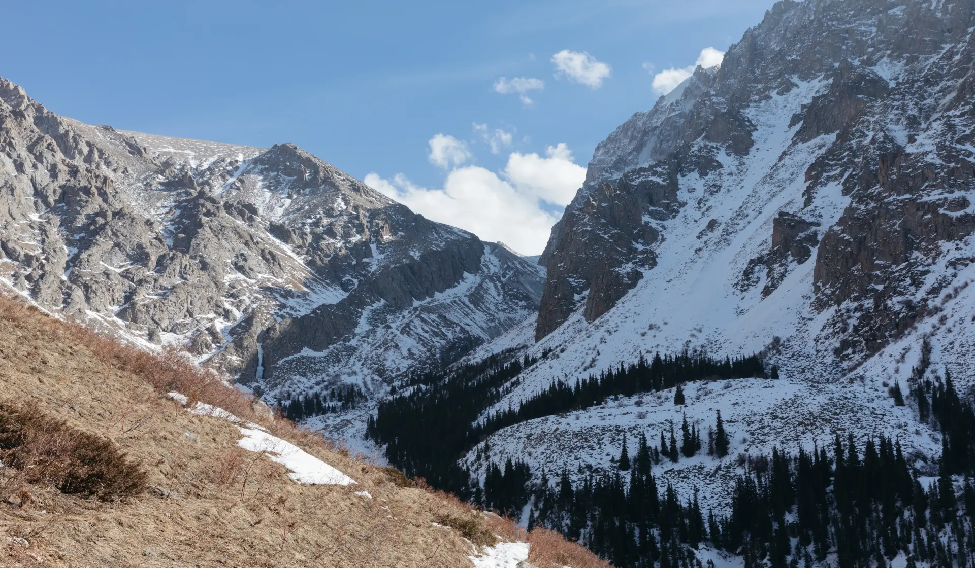 Terskey Ala-Too Mountain Range