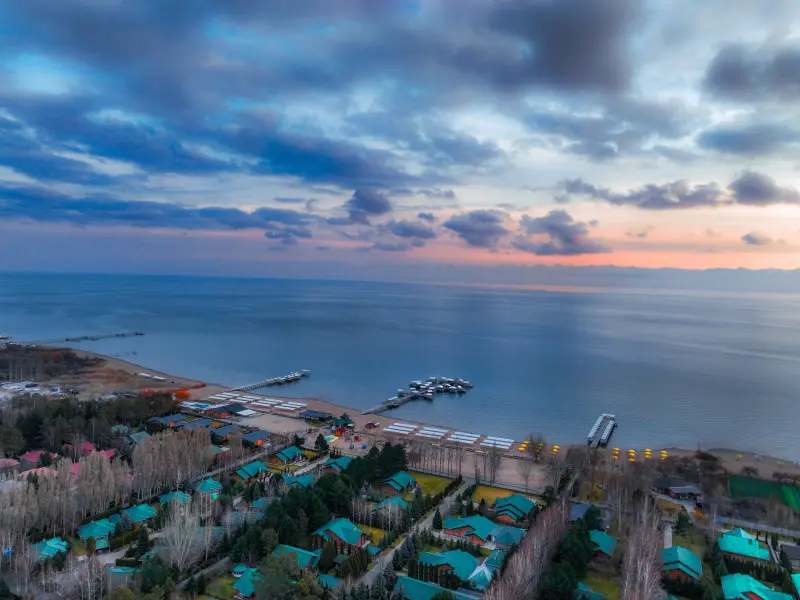 Jezioro Issyk-Kul w Issyk-Kulu, Kirgistan