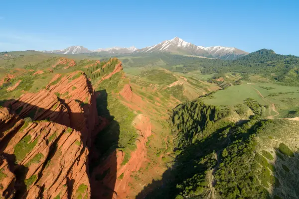 Jety-Oguz Gorge