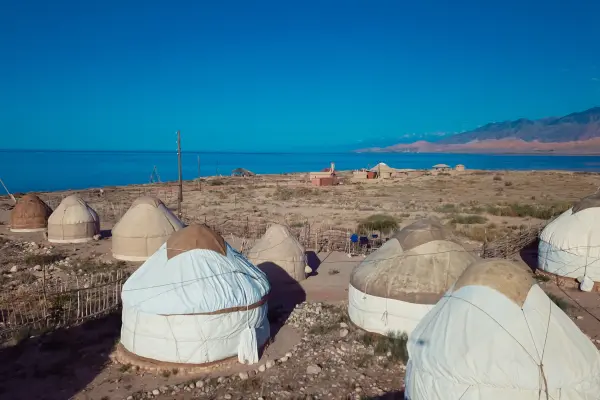 Jurtenlager am Issyk-Kul-See