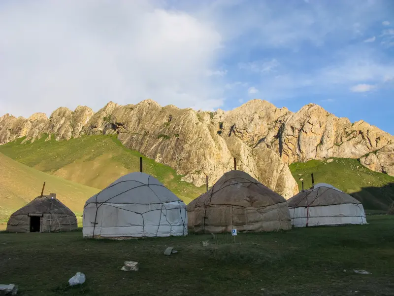 Osh Kyrgyzstan travel guide Sulaiman-Too