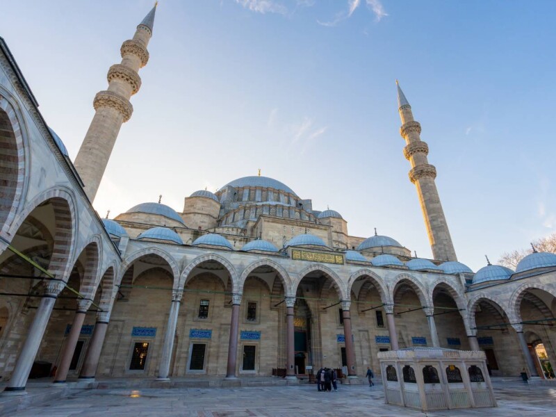Your Complete Istanbul Itinerary: Discovering the City Where East Meets West