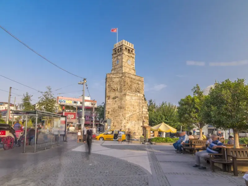 Antalya-Reiseroute: Die besten Sehenswürdigkeiten & Aktivitäten