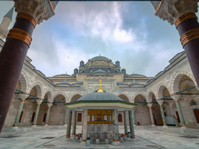 Beyazit Mosque in Istanbul, the historic city center
