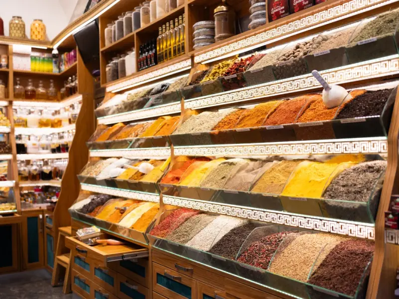 Arasta Bazaar in Sultanahmet, Istanbul, Turkey