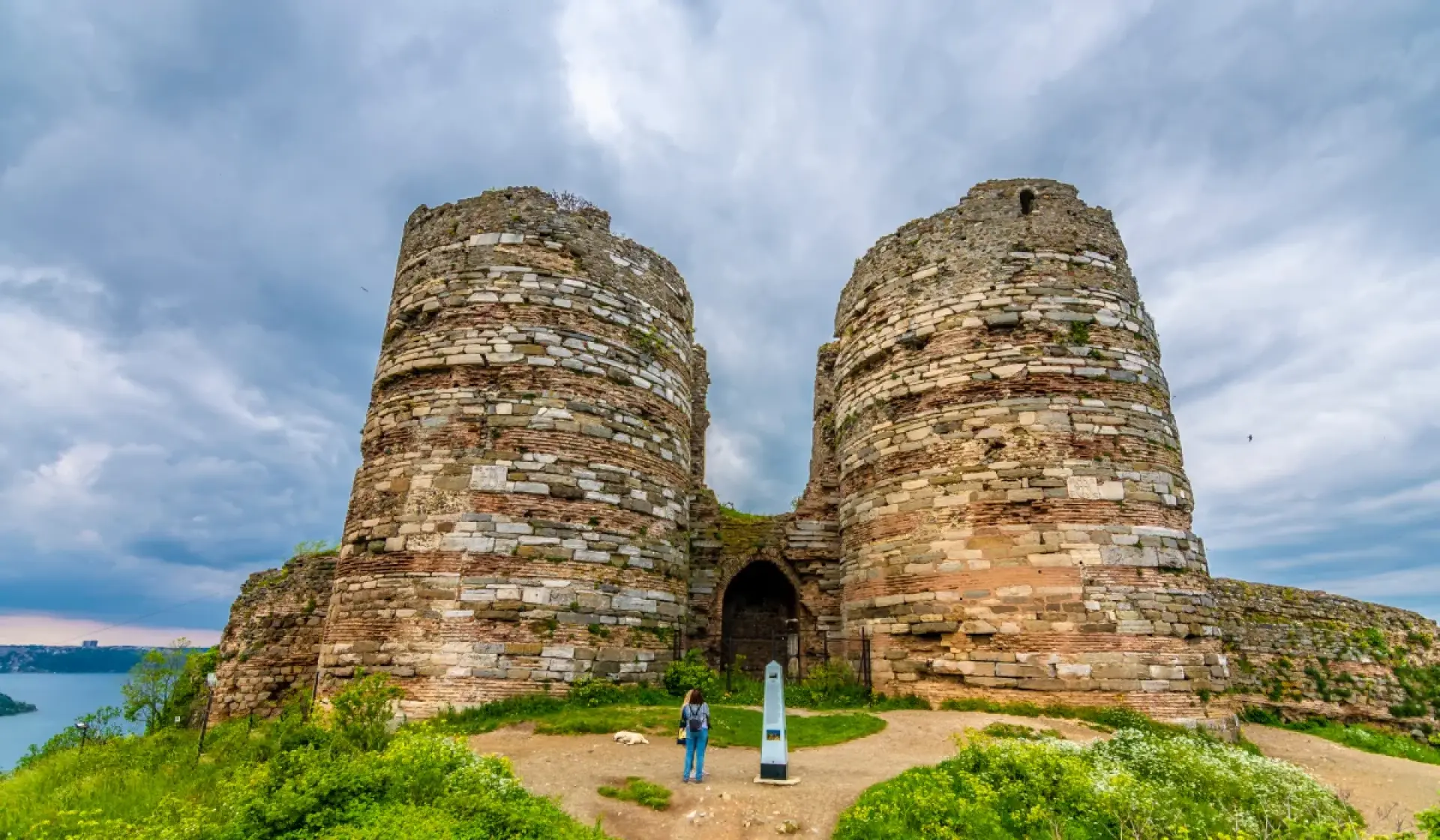 Yoros Genoese Castle