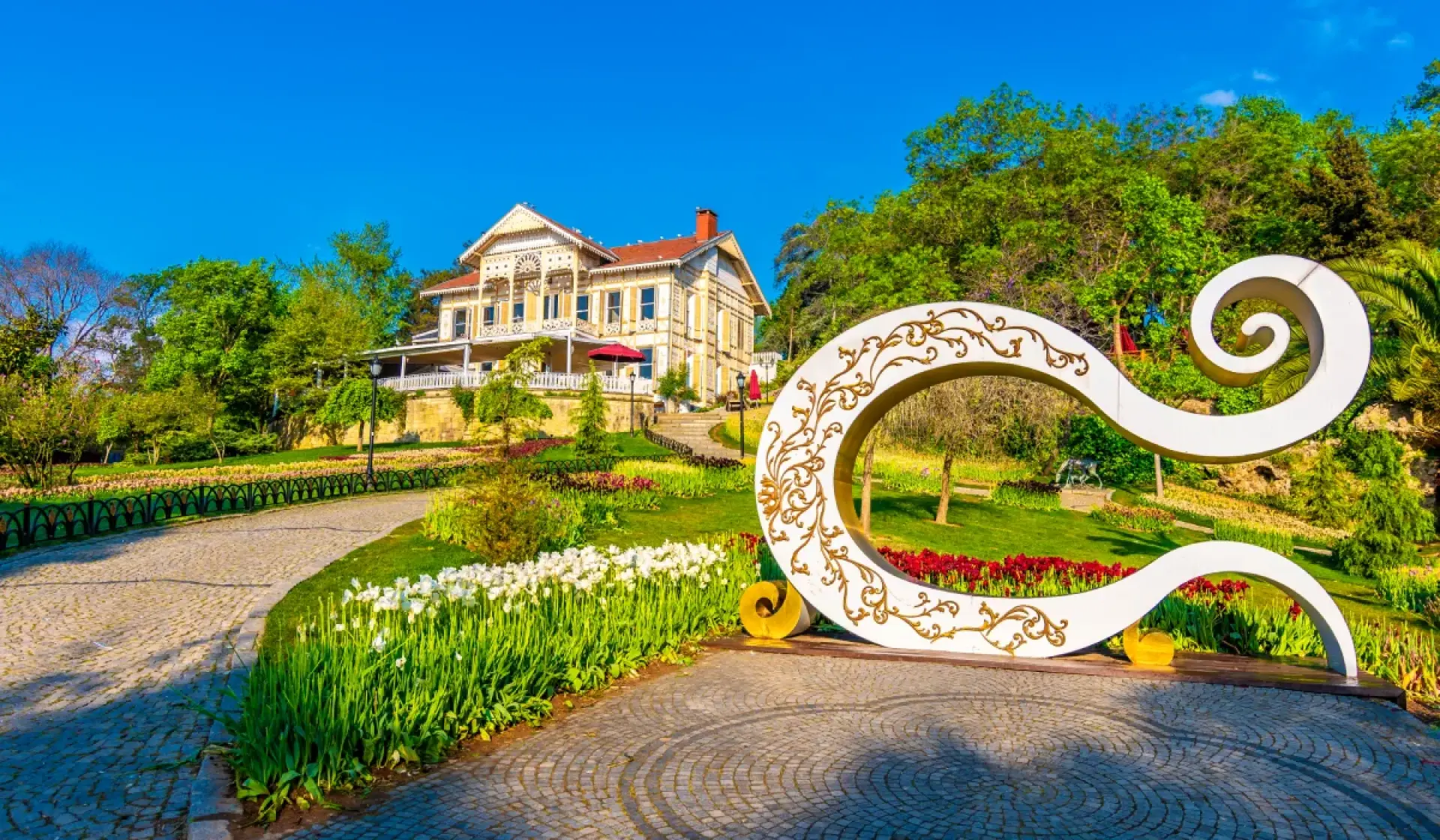 Yellow Summer Mansion